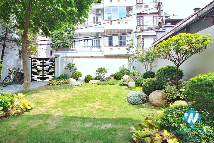 Green and modern 02 bedrooms house for rent in Tay Ho, Ha Noi
